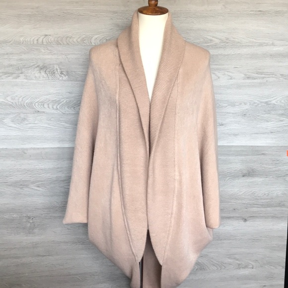 Marvelush Layers by Lizden Tops - NWOT-Layers by Lizden Soft Cocoon Wrap Shawl, Tan